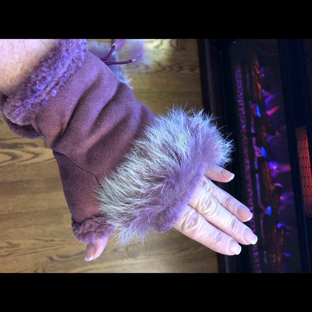 j.T.C. mauve wool and leather 1/2 gloves, NWT